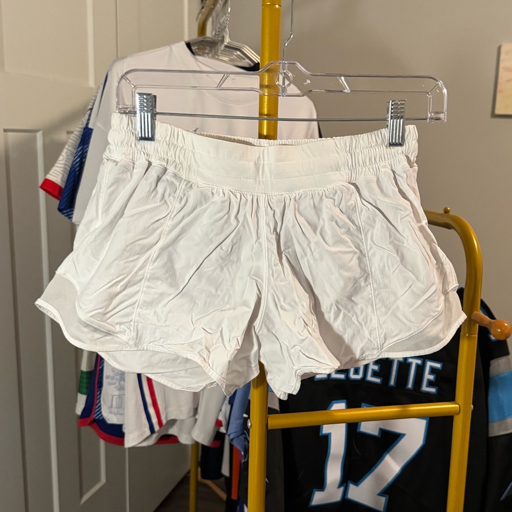 Lulu White Hotty Hot Shorts